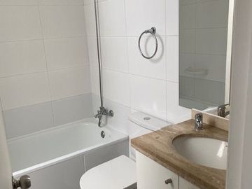 Hermoso Depto Duplex en Venta de 3 D 3 B y Estacionamiento Plaza Decher. Puerto Varas