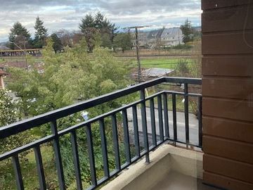 Hermoso Depto Duplex en Venta de 3 D 3 B y Estacionamiento Plaza Decher. Puerto Varas