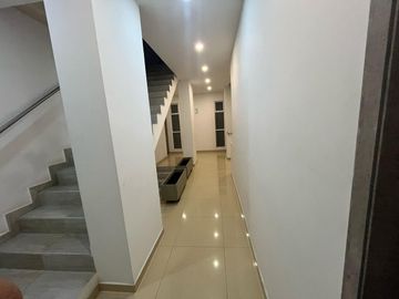 VENDO O PERMUTO EDIFICIO EN EL INGENIO CALI VALLE
