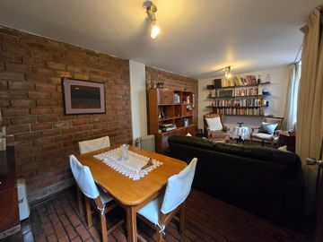 Ambientes amplios y cálidos para disfrutar en familia Casa estilo Rustico en Surco cerca Benavides el trigal