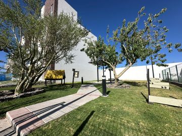 Estrena departamento en Zákia