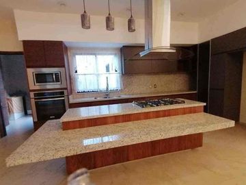 Casa en venta en Hacienda Santa Fe