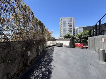 Departamento de 1 Recámara con Terraza. Equipado y Amueblado