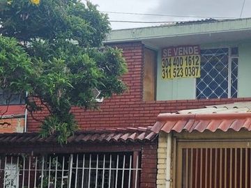 OPORTUNIDAD CASA EN GUSTAVO RESTREPO