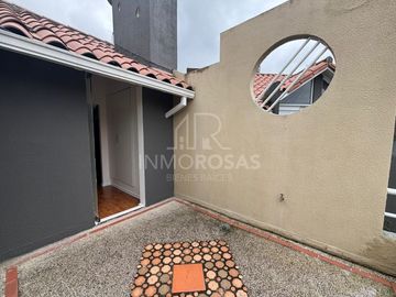 OPORTUNIDAD! Vendo Casa $141.000 Sector Emb USA, Colegios SEK, Cereré,Tomás Moro
