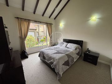OPORTUNIDAD! Vendo Casa $141.000 Sector Emb USA, Colegios SEK, Cereré,Tomás Moro