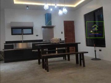 FOR SALE: HOUSE AND LOT IN BIÑAN, LAGUNA‼️