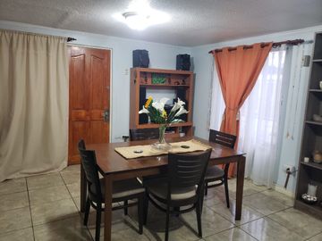 CASA EN VENTA 2 DORMITORIOS MAIPU