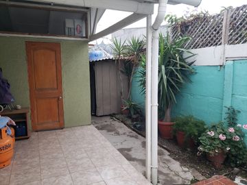 CASA EN VENTA 2 DORMITORIOS MAIPU