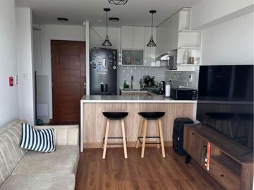 venta de departamento en av primavera a dos cuadras de upc us$ 115,000