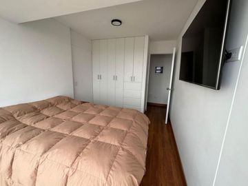 venta de departamento en av primavera a dos cuadras de upc us$ 115,000
