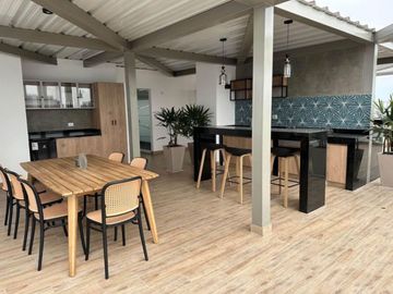 venta de departamento en av primavera a dos cuadras de upc us$ 115,000