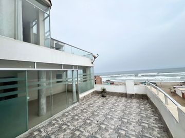 SE VENDE DUPLEX FRENTE AL MAR EN LURIN – VIVE CON VISTA AL OCEANO