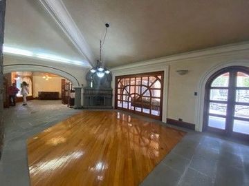 VENTA DE RESIDENCIA ESTILO MEXICANO DE UN SOLO NIVEL EN FRACCIONAMIENTO ZONA ZAVALETA, MÉXICO