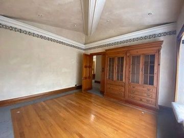 VENTA DE RESIDENCIA ESTILO MEXICANO DE UN SOLO NIVEL EN FRACCIONAMIENTO ZONA ZAVALETA, MÉXICO