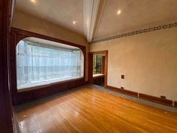 VENTA DE RESIDENCIA ESTILO MEXICANO DE UN SOLO NIVEL EN FRACCIONAMIENTO ZONA ZAVALETA, MÉXICO