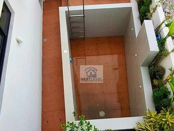 FULLY FURNISHED HOUSE AND LOT FOR SALE IN CORDOVA CEBU