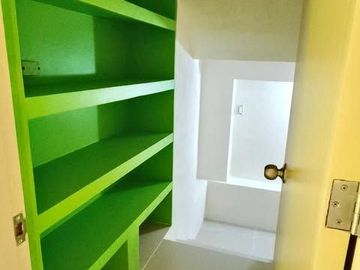 FULLY FURNISHED HOUSE AND LOT FOR SALE IN CORDOVA CEBU