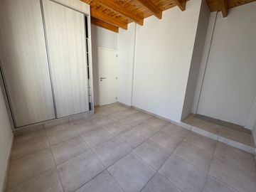 Duplex a Estrenar en Barrio Privado