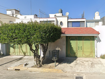 VENTA CASA: Francisco Alonso Pinzón 27, Colón Echegaray, 53300 Naucalpan de Juárez