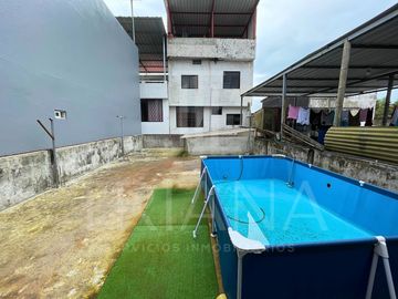 CASA EN VENTA LOS ROSALES SANTO DOMINGO