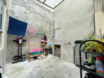 CASA EN VENTA LOS ROSALES SANTO DOMINGO