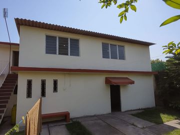 CASA CERCA DE LA ENTRADA DE CUAUTLA