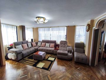 DEPARTAMENTO DE VENTA, SAN ISIDRO DEL INCA, De Los Cholanes
