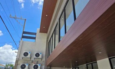 FR/FS New Commercial Building 230sqm 4-car along AS Fortuna St Mandaue City