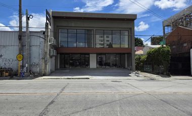 FR/FS New Commercial Building 230sqm 4-car along AS Fortuna St Mandaue City