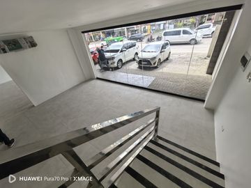 FR/FS New Commercial Building 230sqm 4-car along AS Fortuna St Mandaue City
