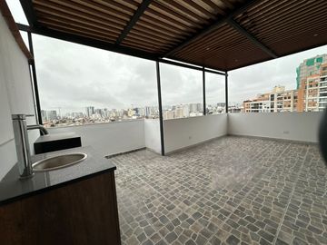 Duplex con terraza y ubicación privilegiada en San Felipe.