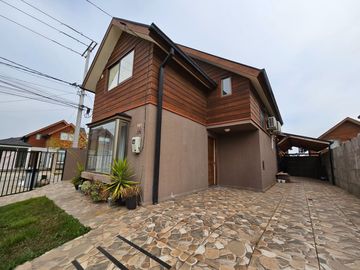 CASA EN EL AVELLANO IV