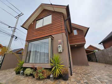 CASA EN EL AVELLANO IV