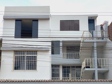 VENDO DEPARTAMENTO DE 97.14  PISO 3CARABAYLLO, CON GAS CALIDDA Y LUZ INDEPENDIENTE