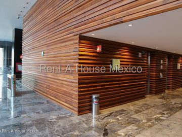 Venta de Oficina en Obra Gris en Hacienda de Las Palmas / Huixquilucan