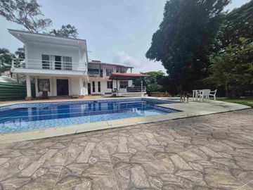 CENTA DE CASA CAMPESTRE PUEBLITO CAFETERO PEREIRA COLOMBIA