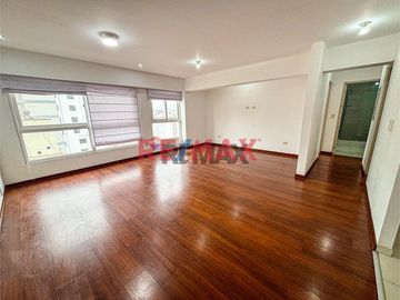 Departamento En Surquillo Límite Con Miraflores