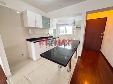 Departamento En Surquillo Límite Con Miraflores