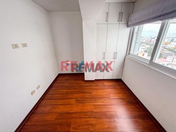 Departamento En Surquillo Límite Con Miraflores