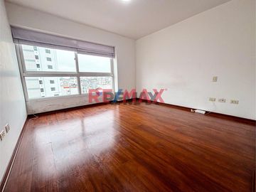 Departamento En Surquillo Límite Con Miraflores