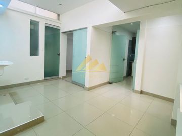 EXCELENTE DPTO EN ALQUILER POR MIRAFLORES PARA OFICINA O VIVIENDA