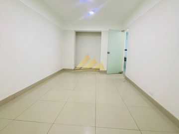 EXCELENTE DPTO EN ALQUILER POR MIRAFLORES PARA OFICINA O VIVIENDA
