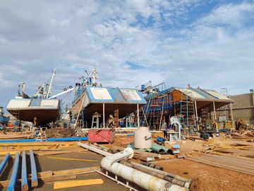 VENDO TERRENO INDUSTRIAL DE 10,000 M2 EN CHIMBOTE, IDELA PARA ACTIVIDADES DE LA INDUSTRIA PESQUERA