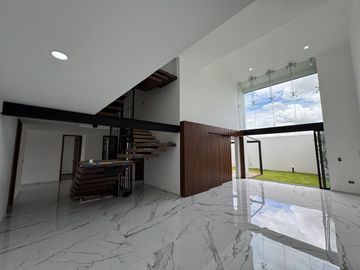 Casa en venta en La Gran Reserva, Lomas de Angelópolis III