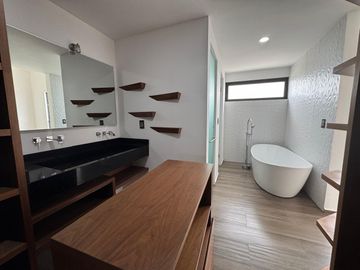 Casa en venta en La Gran Reserva, Lomas de Angelópolis III
