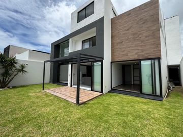 Casa en venta en La Gran Reserva, Lomas de Angelópolis III