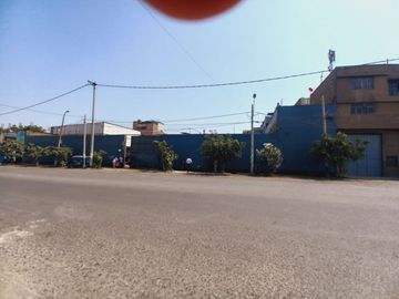 VENDO LOCAL INDUSTRIAL DE 2005 M2 EN SANTA ANITA, IDEAL PARA ALMACENES Y DEPOSITOS DE TRANSPORTE DE CARGA PESADA