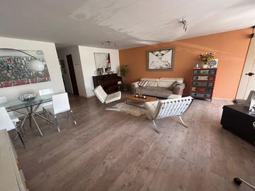VENTA DPTO AMPLIO EN TAMBO DE MONTERRICO- SURCO