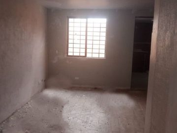 VENDO EXCELENTE CASA EN APODACA CERCA DE SAN NICOLÁS, 2 PLANTAS, 3CON BARRA DESYUNADORA, C RECÁMARAS, 2 Y MEDIO BAÑOS, COCHERA TECHAD